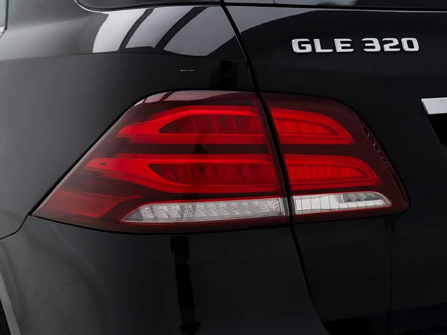 Mercedes-Benz GLE Mercedes-Benz GLE