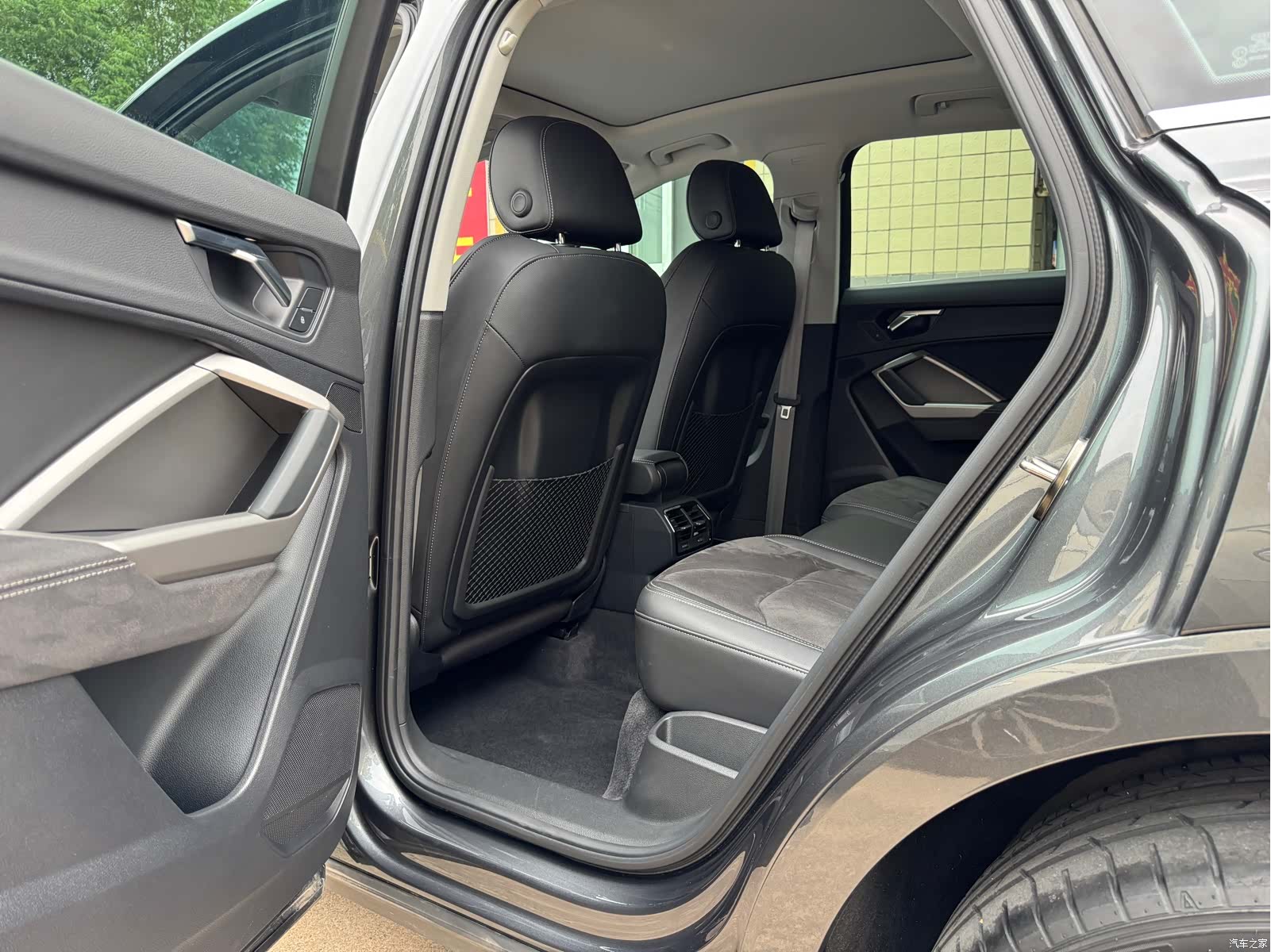Audi Q3, 2022 4
