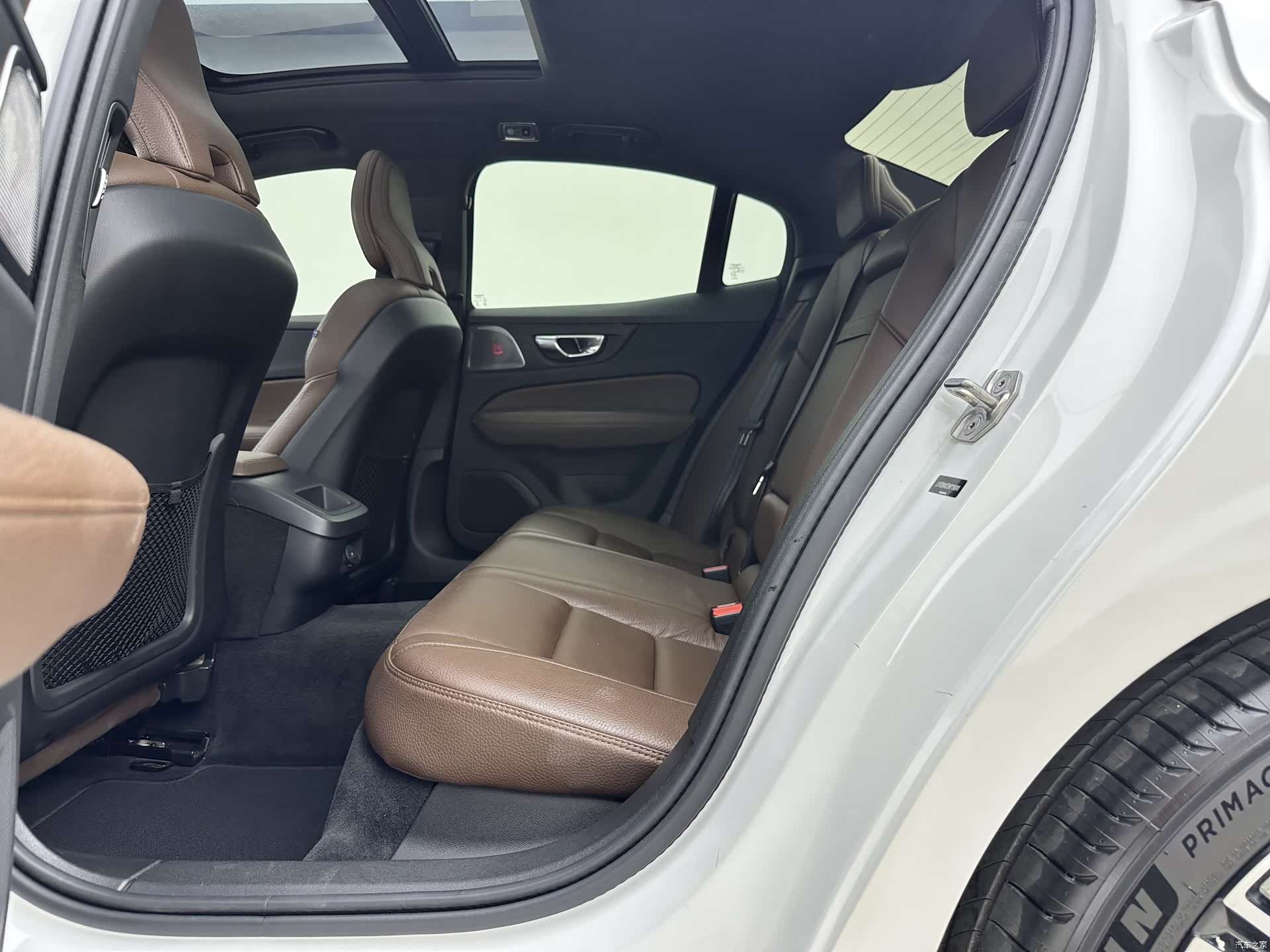 Volvo S60, 2021 10