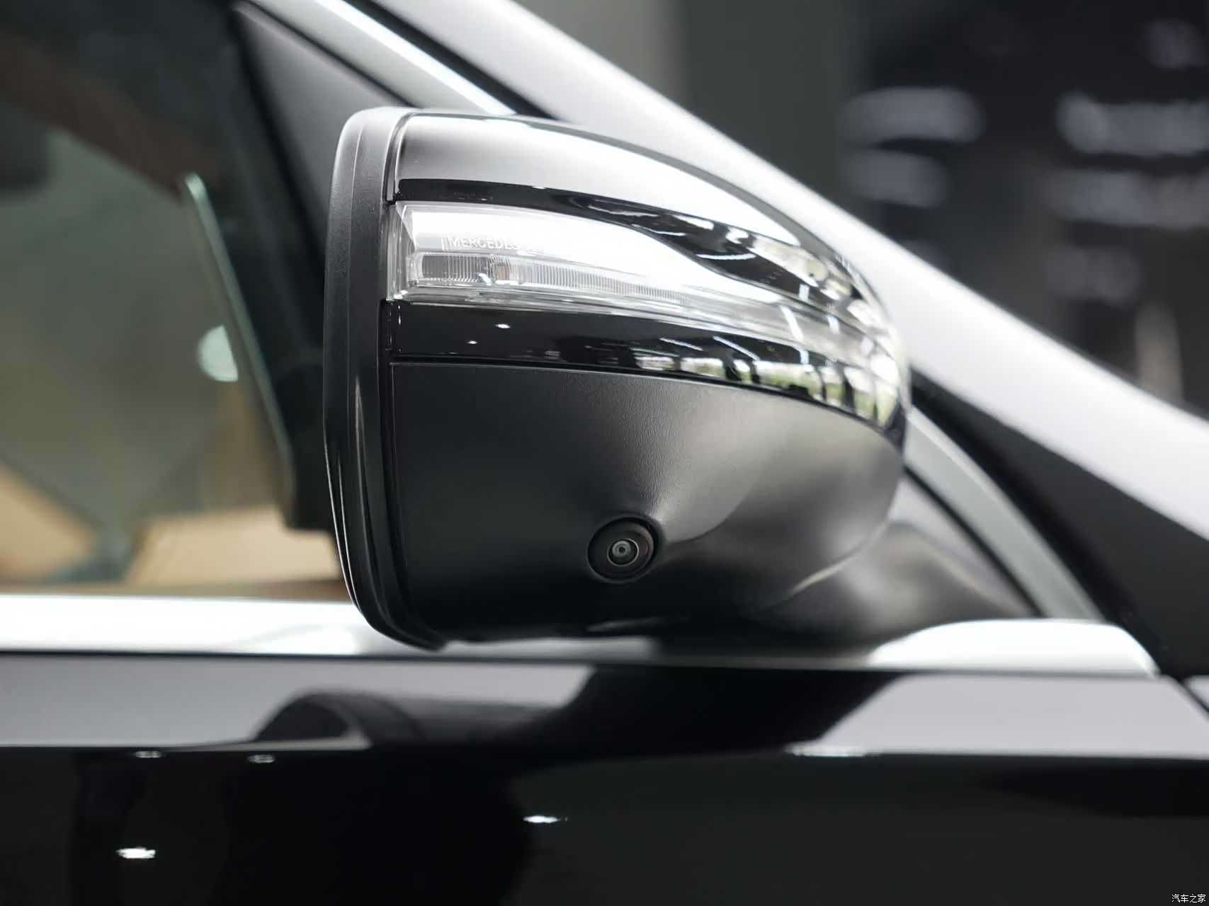 Maybach GLS, 2025 9