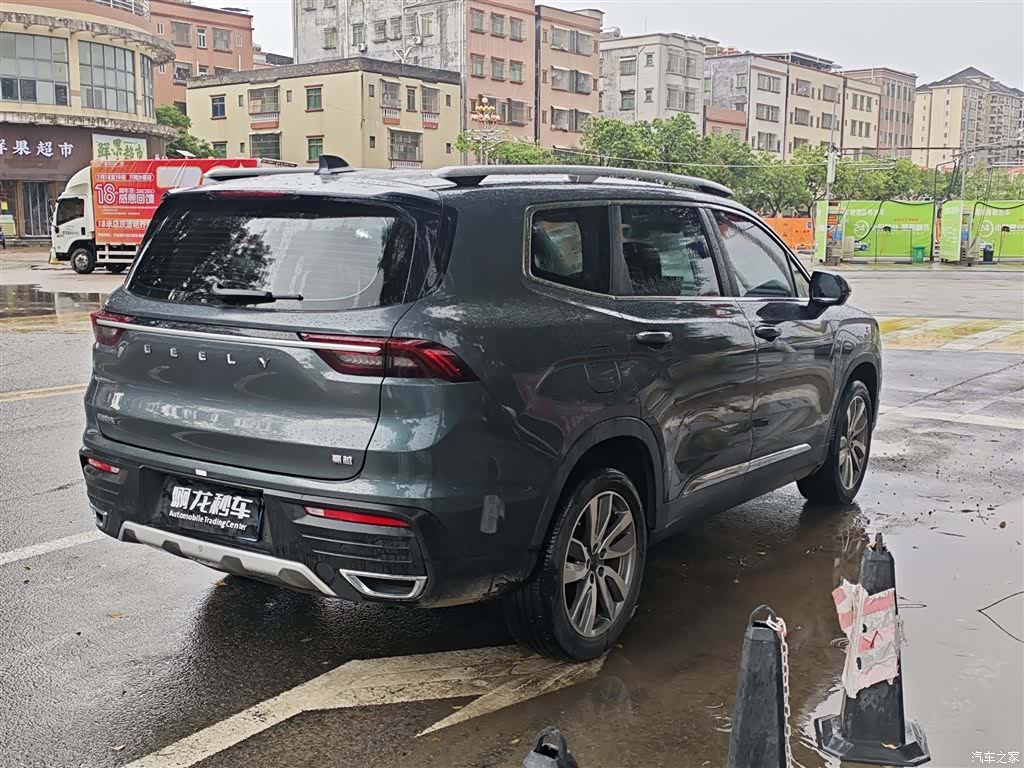 Geely Haoyue, 2022 все фото