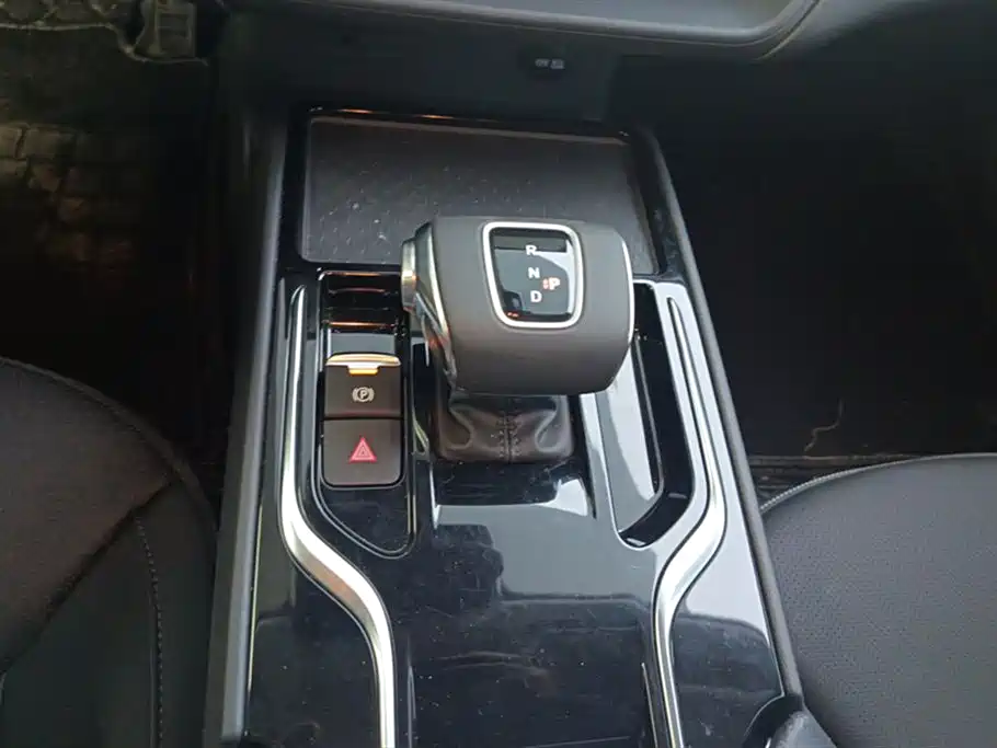 Hongqi E-QM5 Hongqi E-QM5