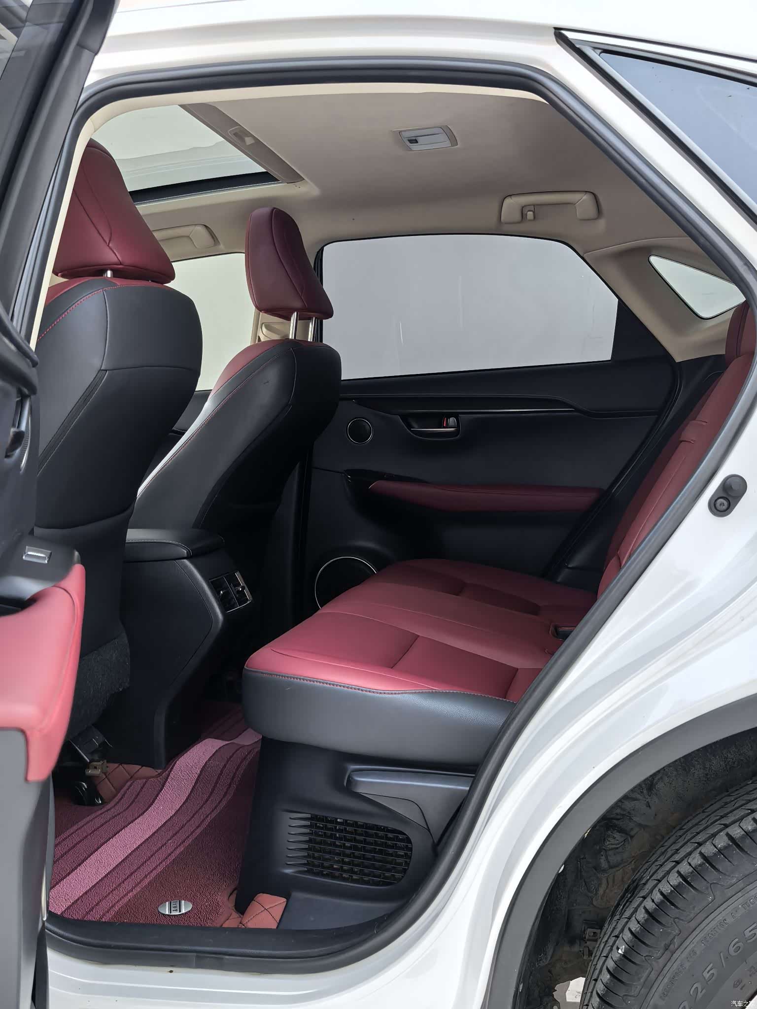 Lexus NX, 2020 8