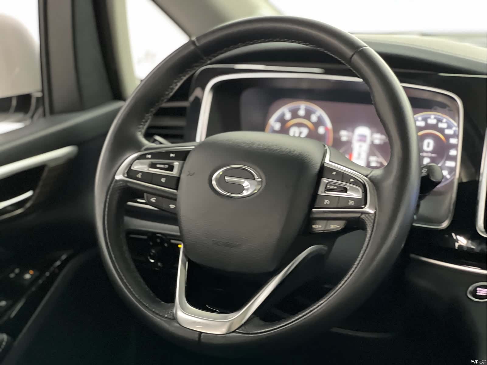 Trumpchi M8, 2022 17