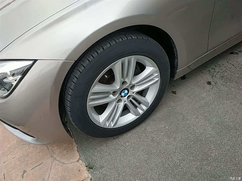 BMW 3 Series, 2016 22