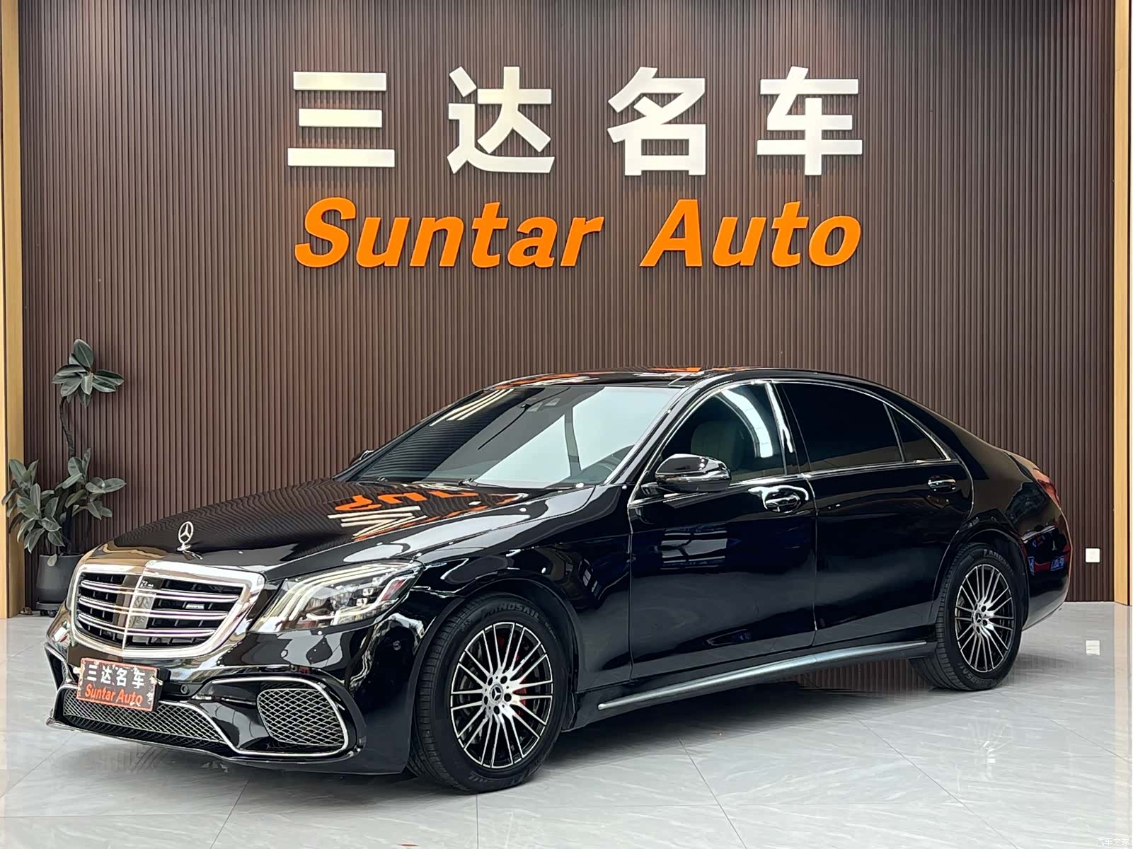 Mercedes-Benz S-Class, 2011 1