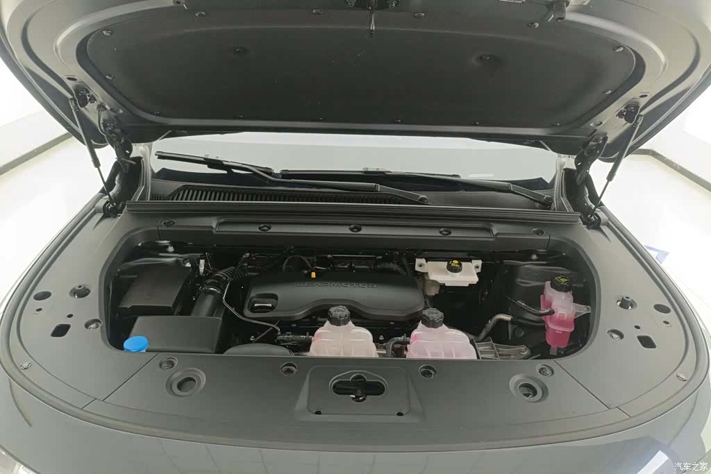 Leapmotor C10, 2025 10