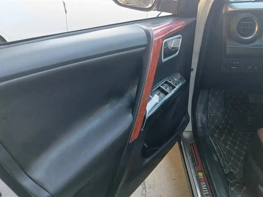 Toyota RAV4 Rongfang