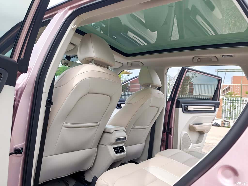 Geely Icon, 2022 20