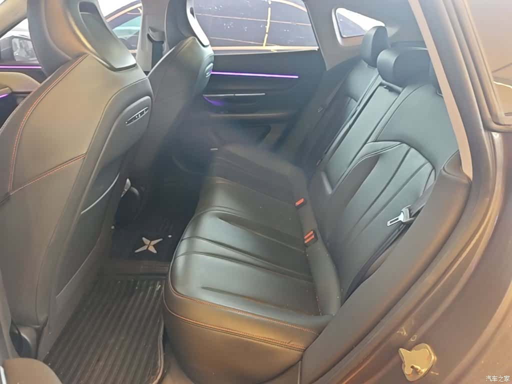 Xpeng P7, 2022 17