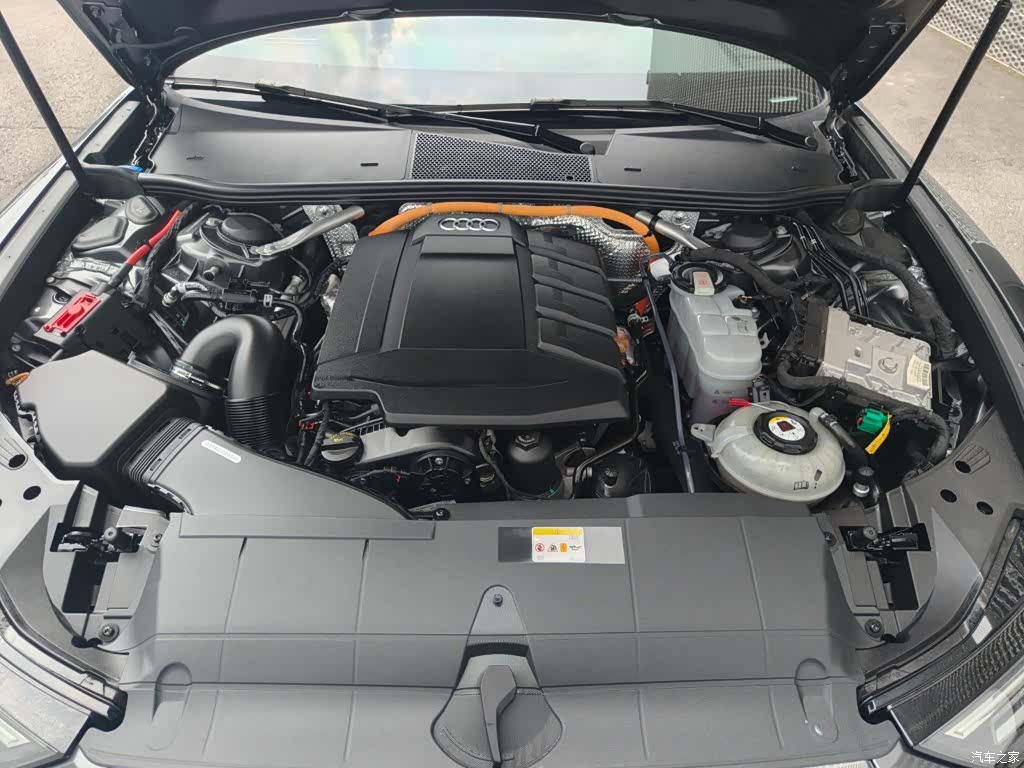 Audi A6L, 2022 14