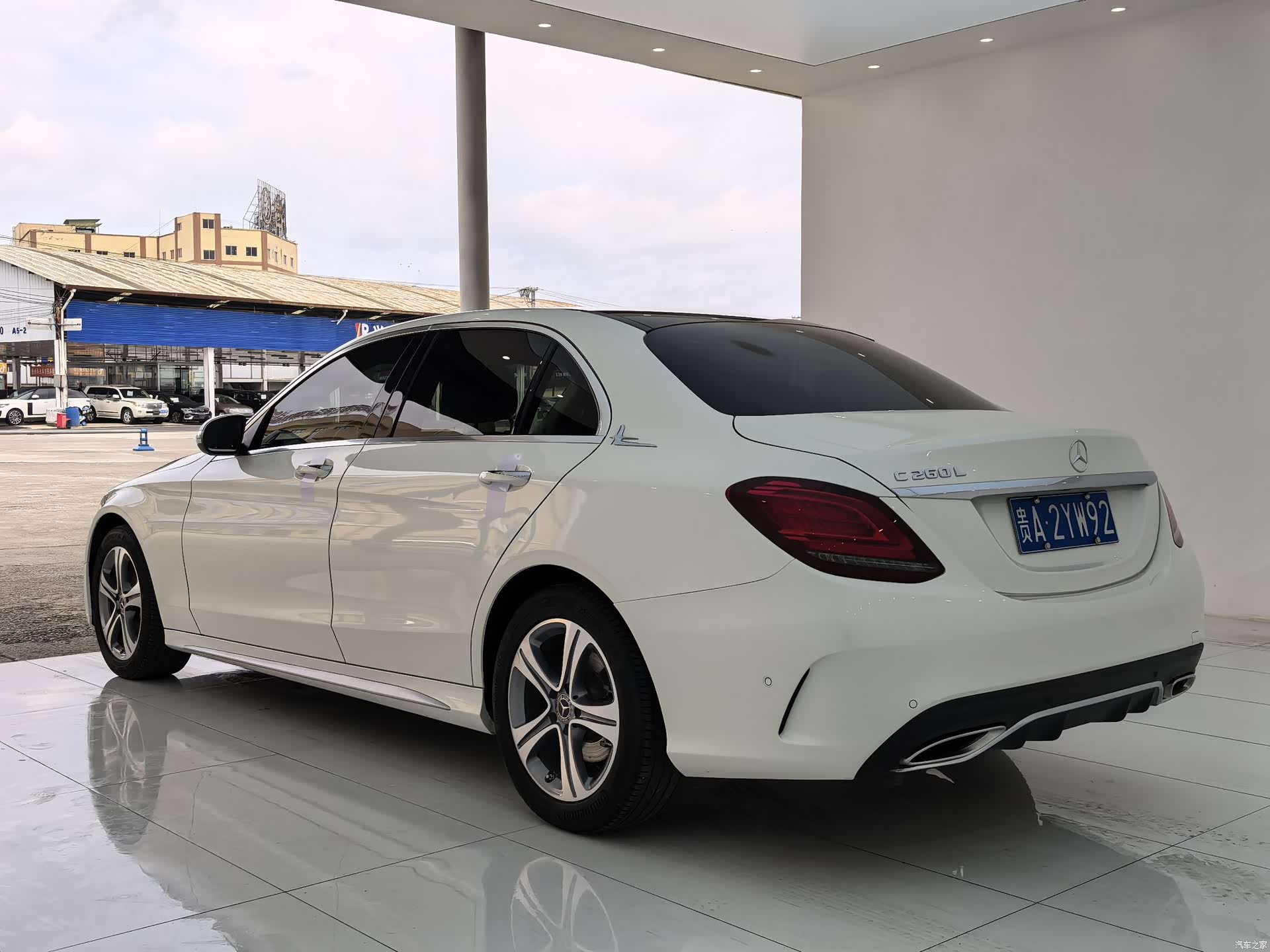 Mercedes-Benz C-Class, 2019 15
