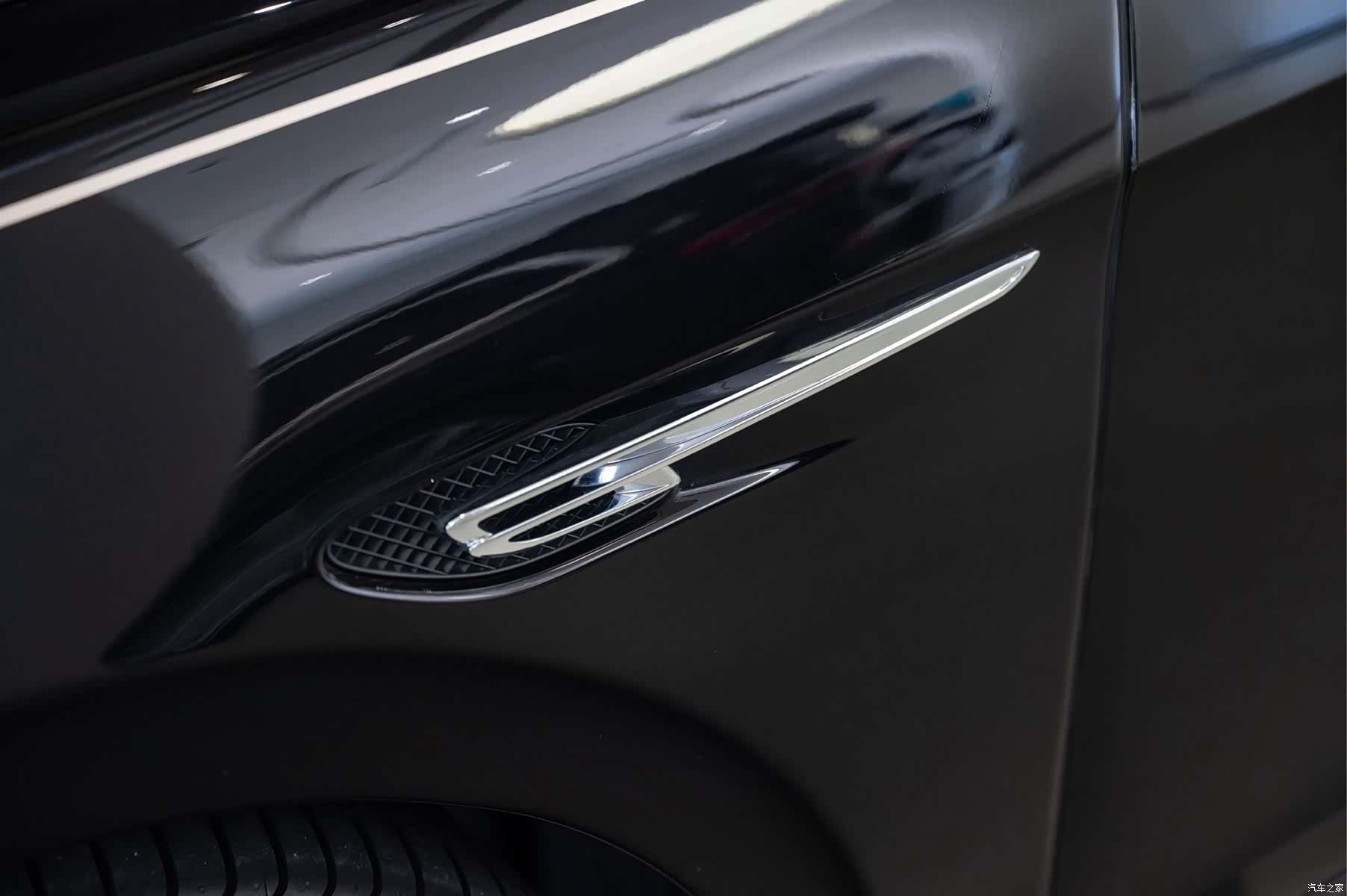 Bentley Flying Spur, 2018 9