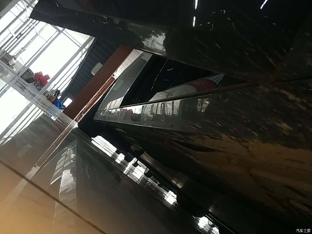 Li Auto MEGA, 2024 21