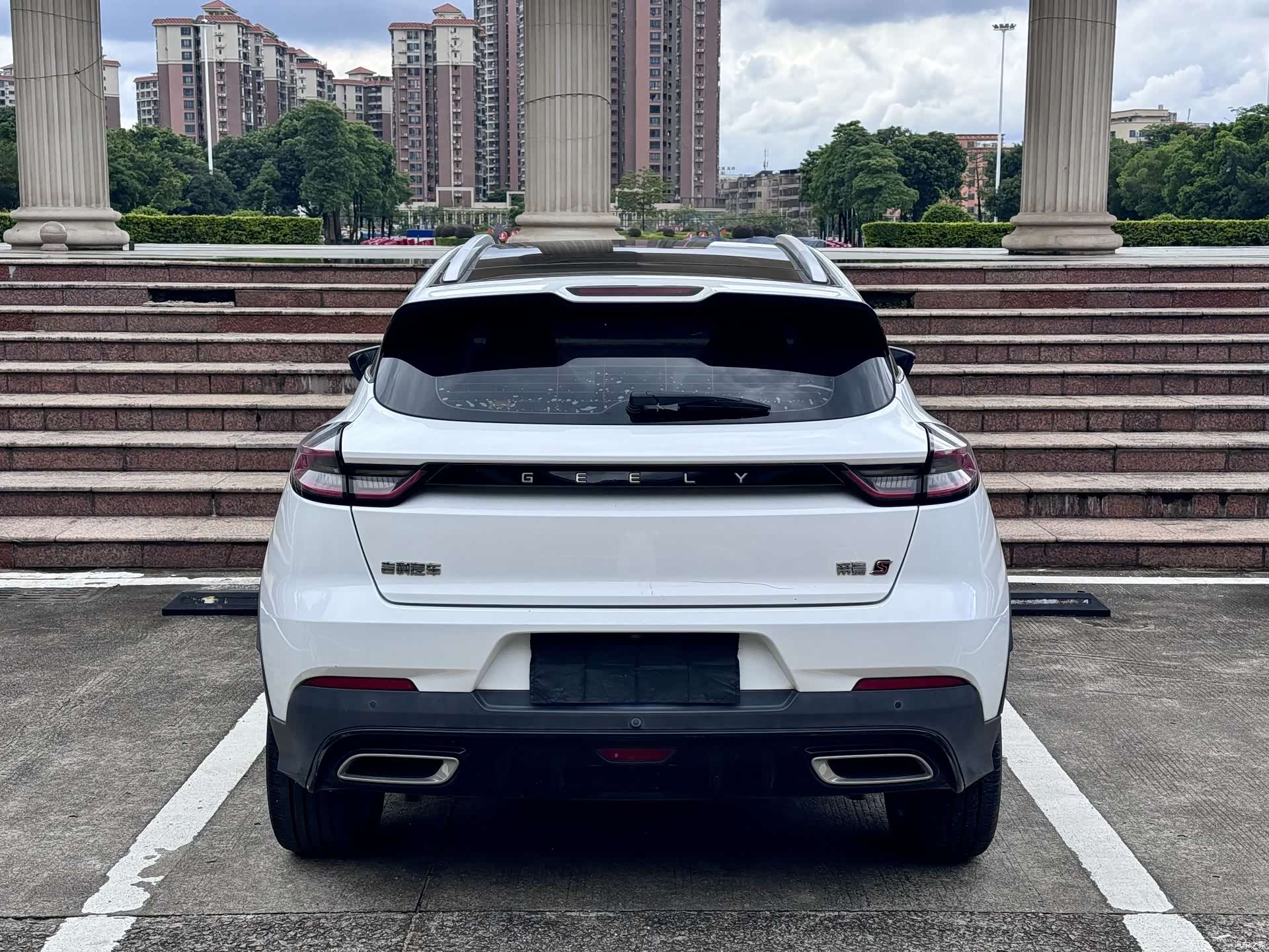 Geely Emgrand, 2021 10