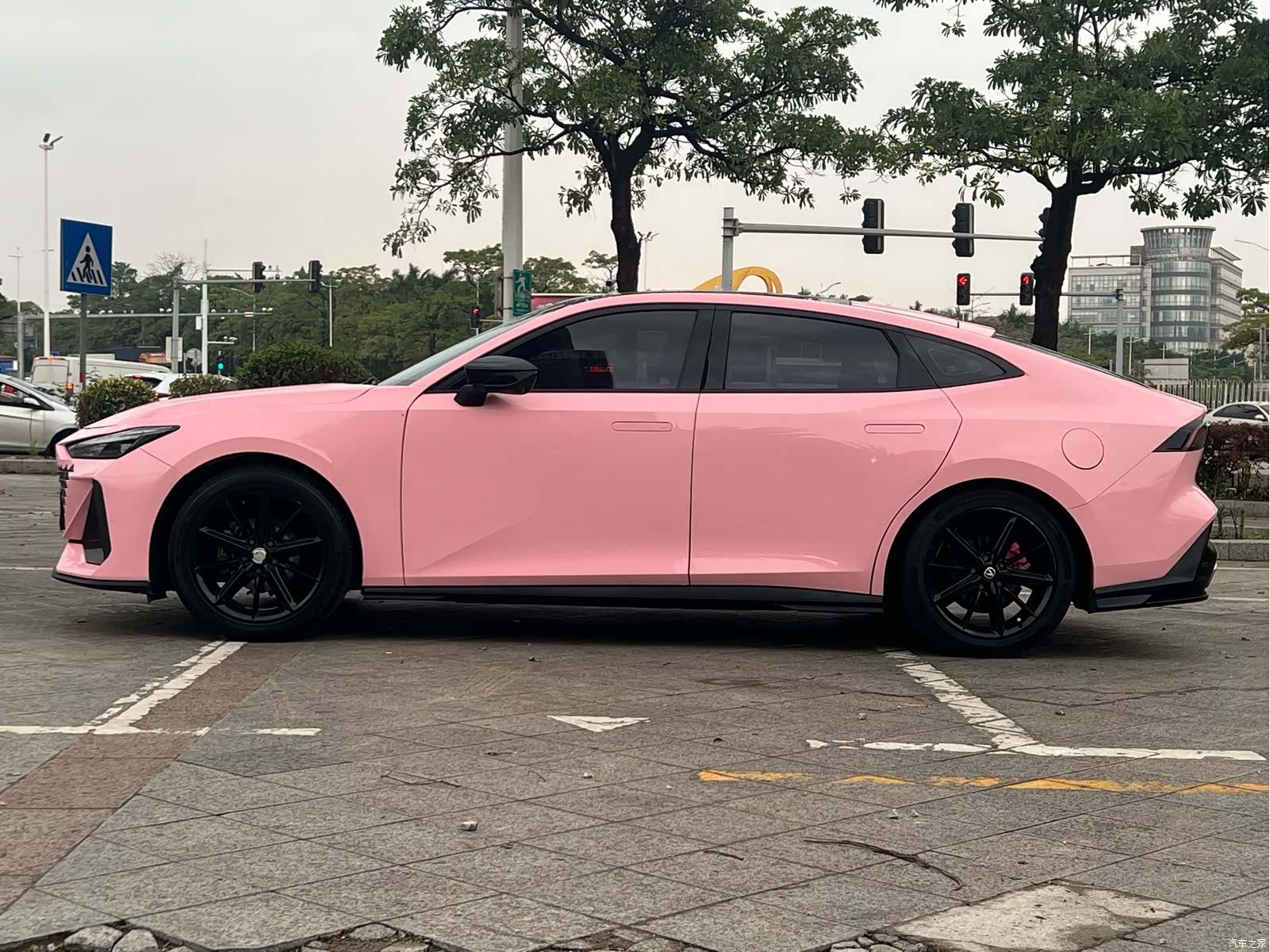 Changan UNI-V, 2022 4