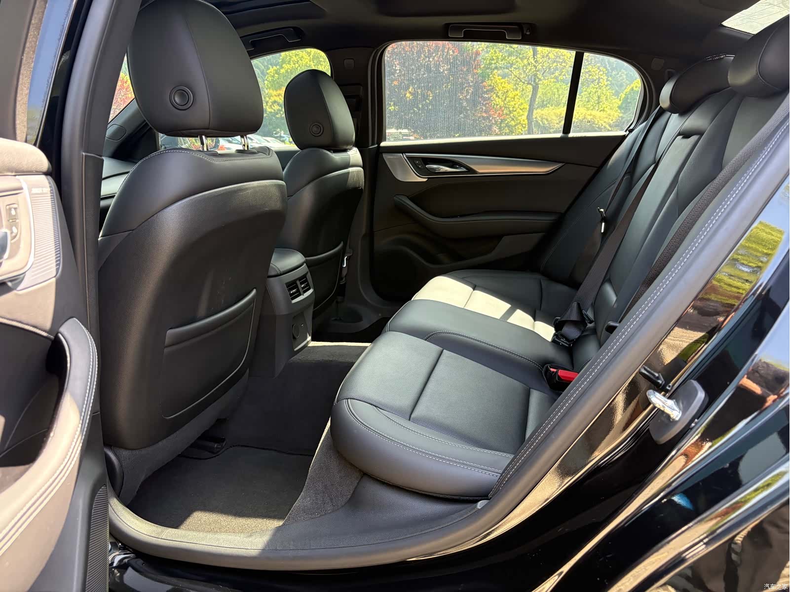 Cadillac CT5, 2022 22