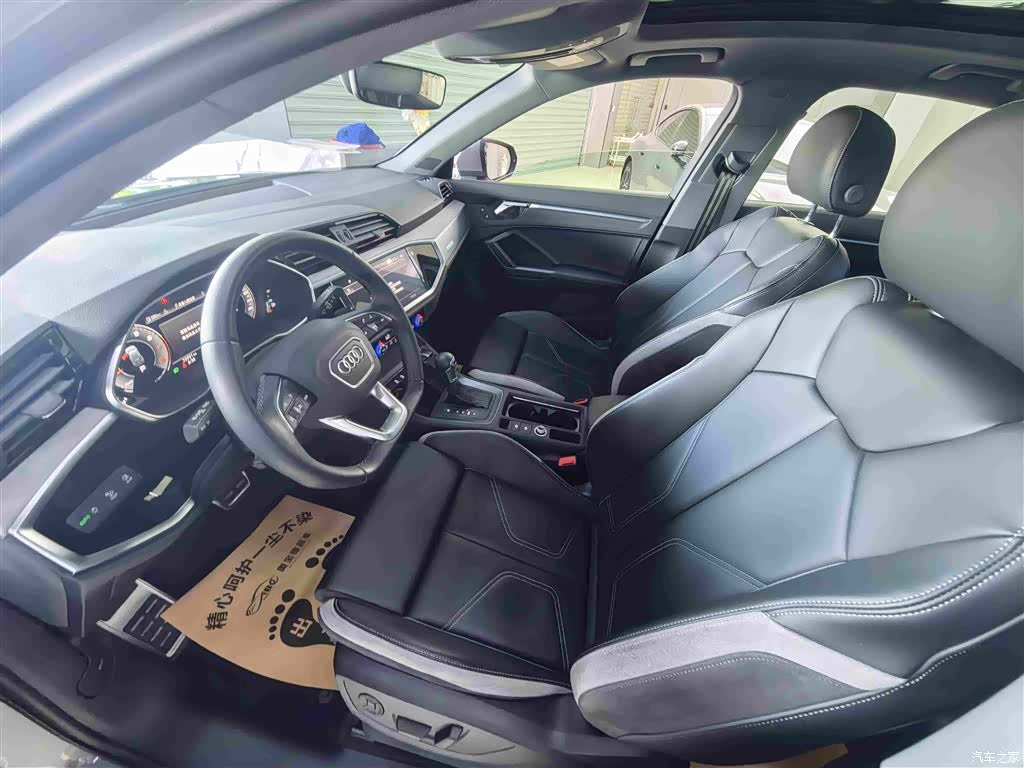 Audi Q3, 2024 4