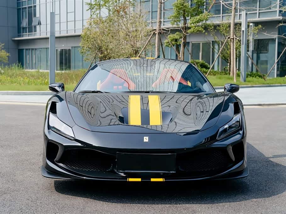 Ferrari F8