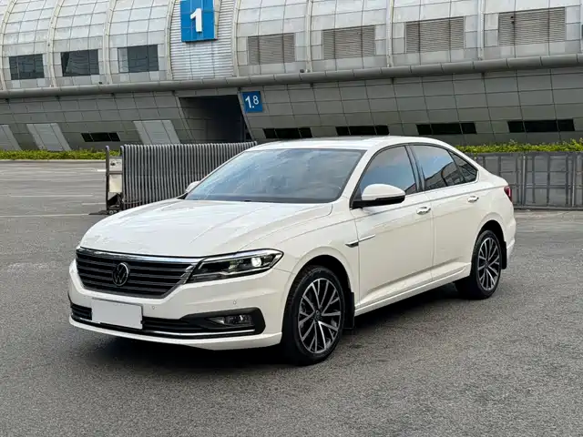 Volkswagen Lavida 2021 — купить из Китая под заказ