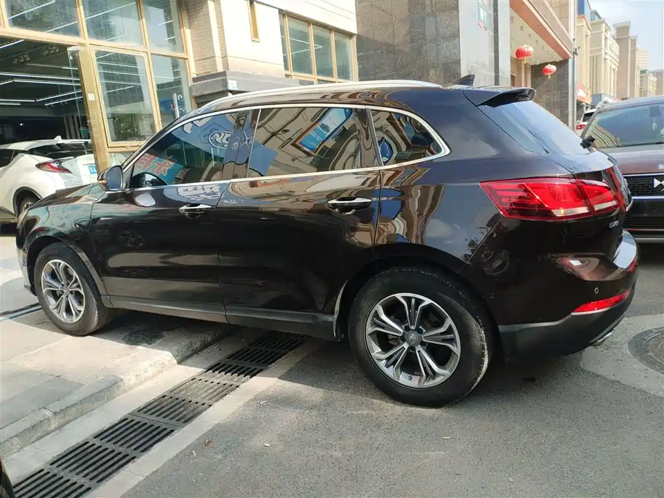 Borgward BX7