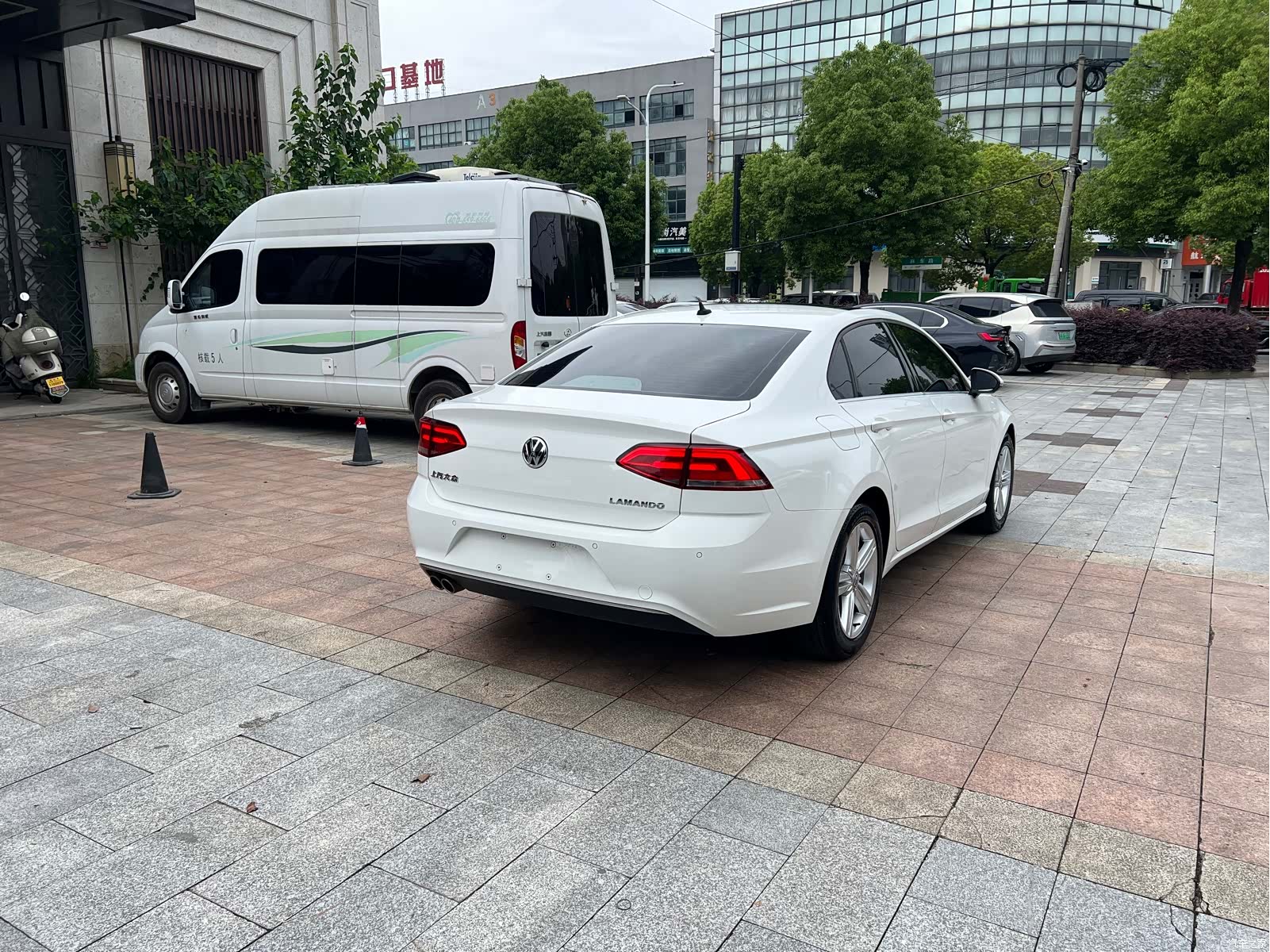Volkswagen Lamando, 2018 13