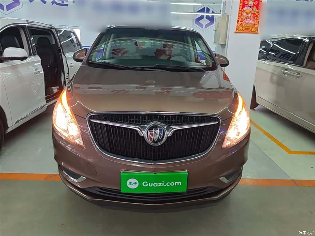 Buick GL8, 2020 3