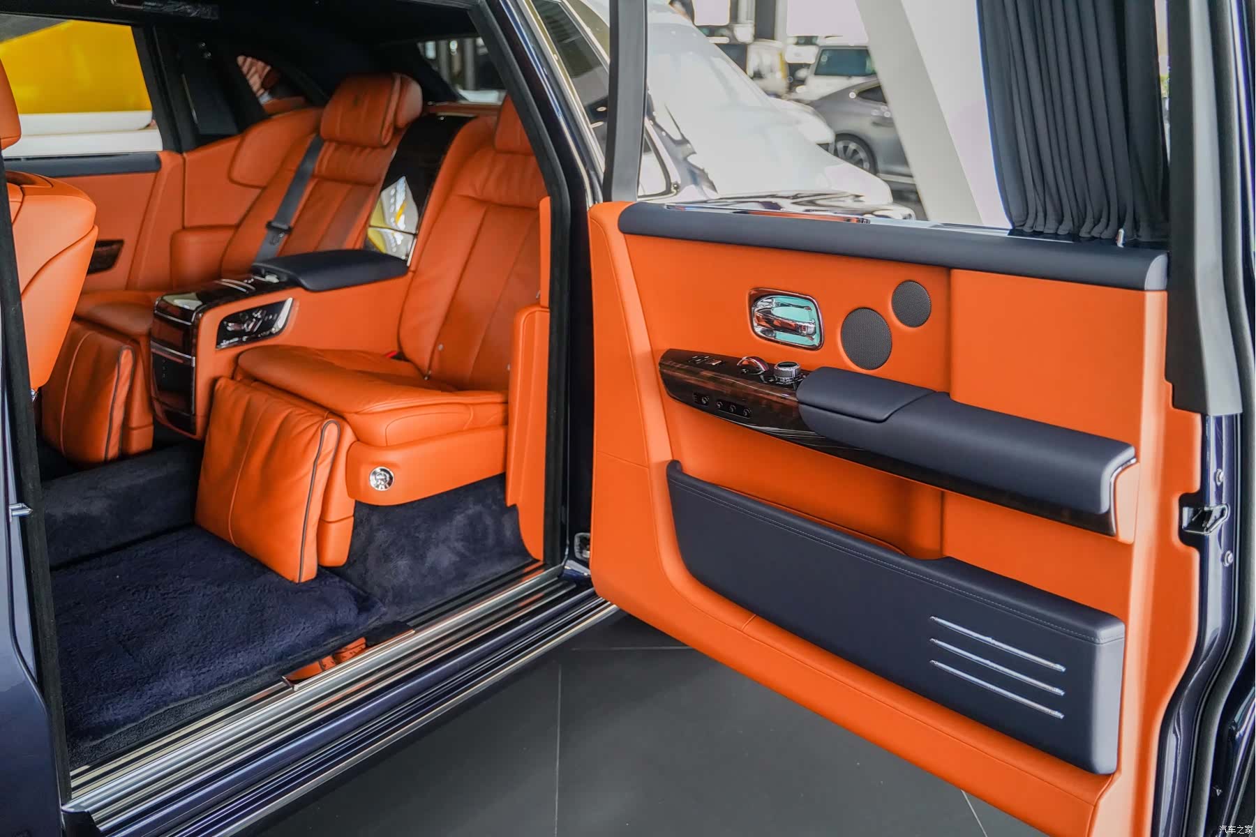 Rolls-Royce Phantom, 2021 17