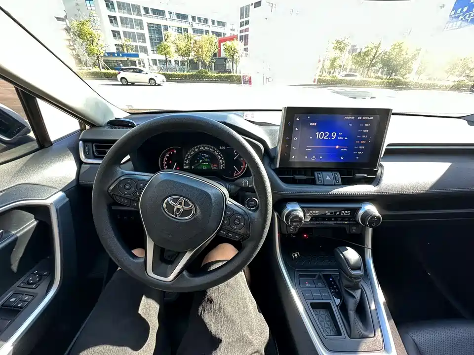 Toyota RAV4 Rongfang Toyota RAV4 Rongfang