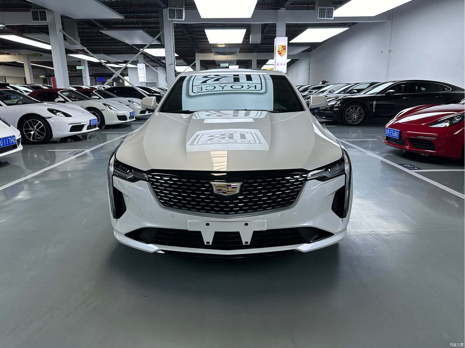 Cadillac CT4, 2023 2