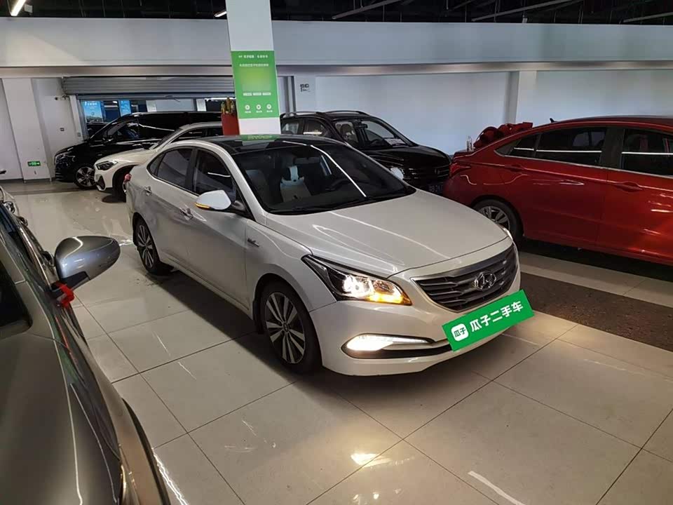 Hyundai Name picture