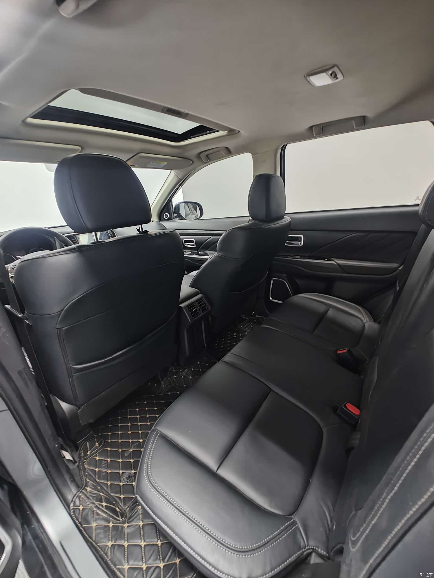 Mitsubishi Outlander, 2020 9
