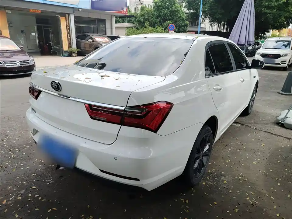 BYD Qin