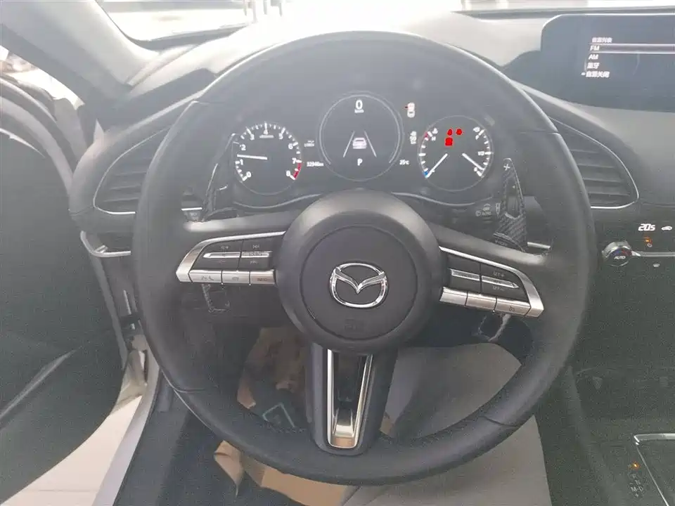 Mazda 3 Angkesaila