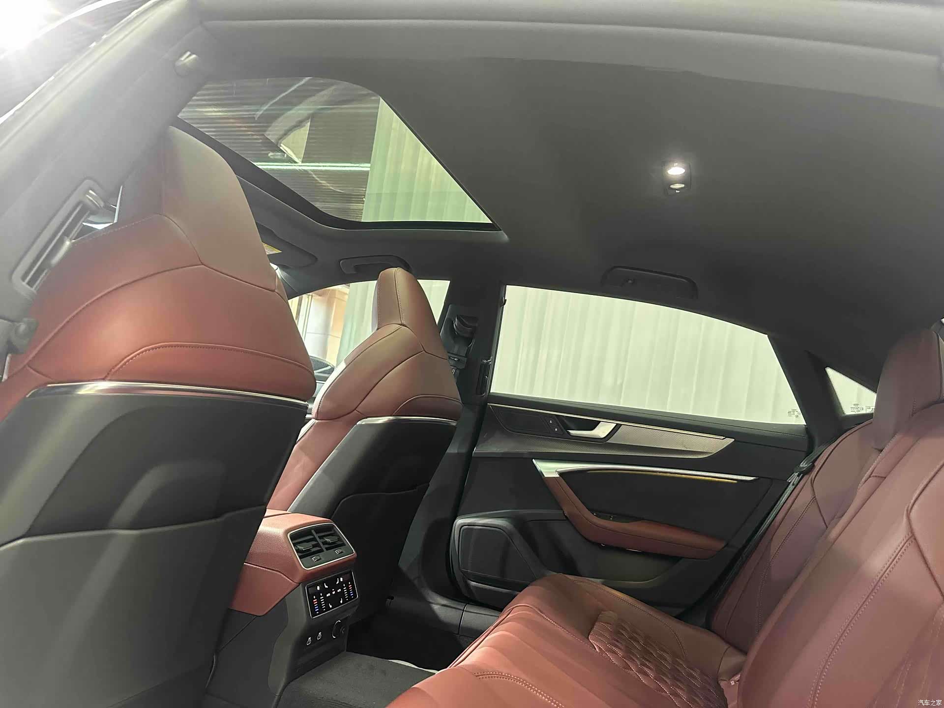 Audi A7L, 2025 18