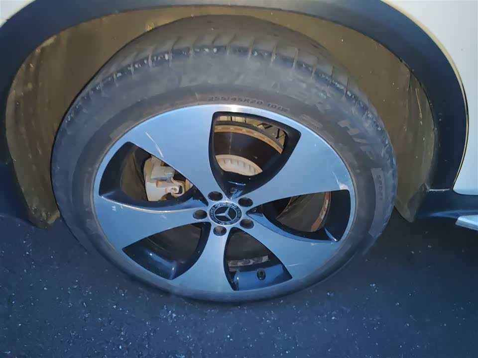 Mercedes-Benz GLC Mercedes-Benz GLC