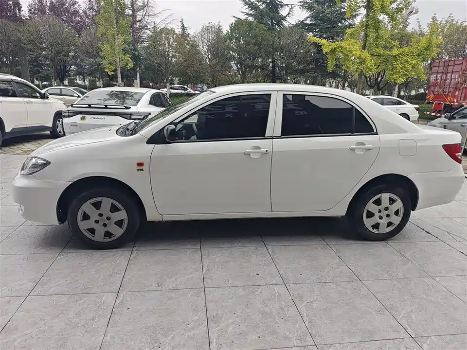 BYD F3