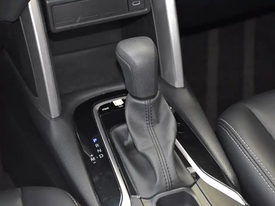 Toyota Corolla Sharp amplifier