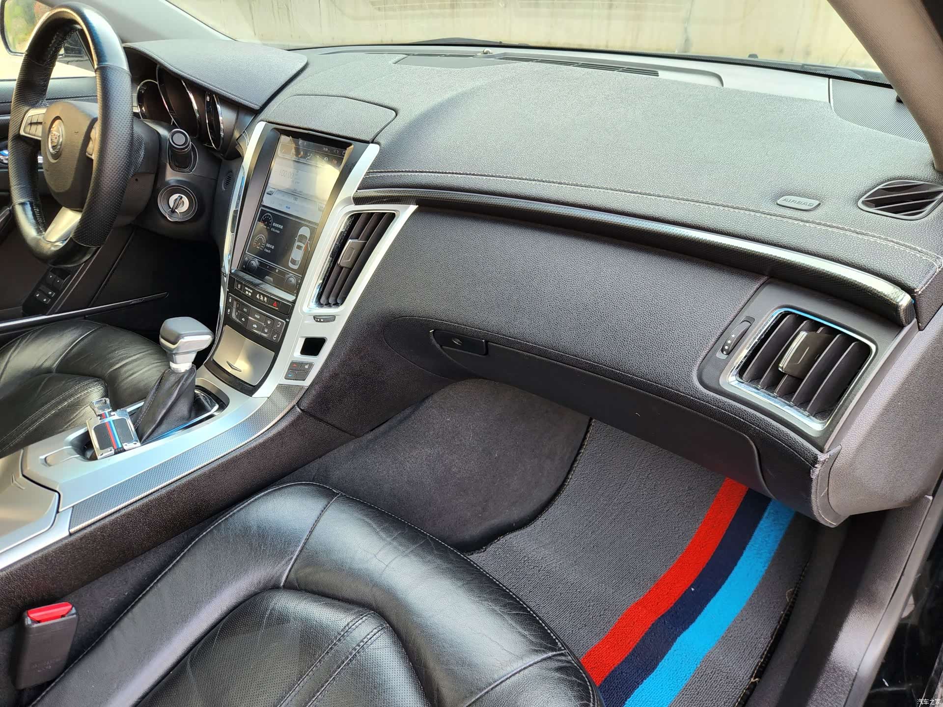 Cadillac CTS, 2010 8