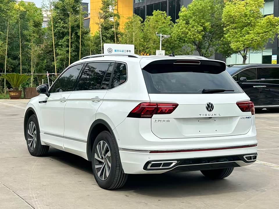 Volkswagen Tiguan L