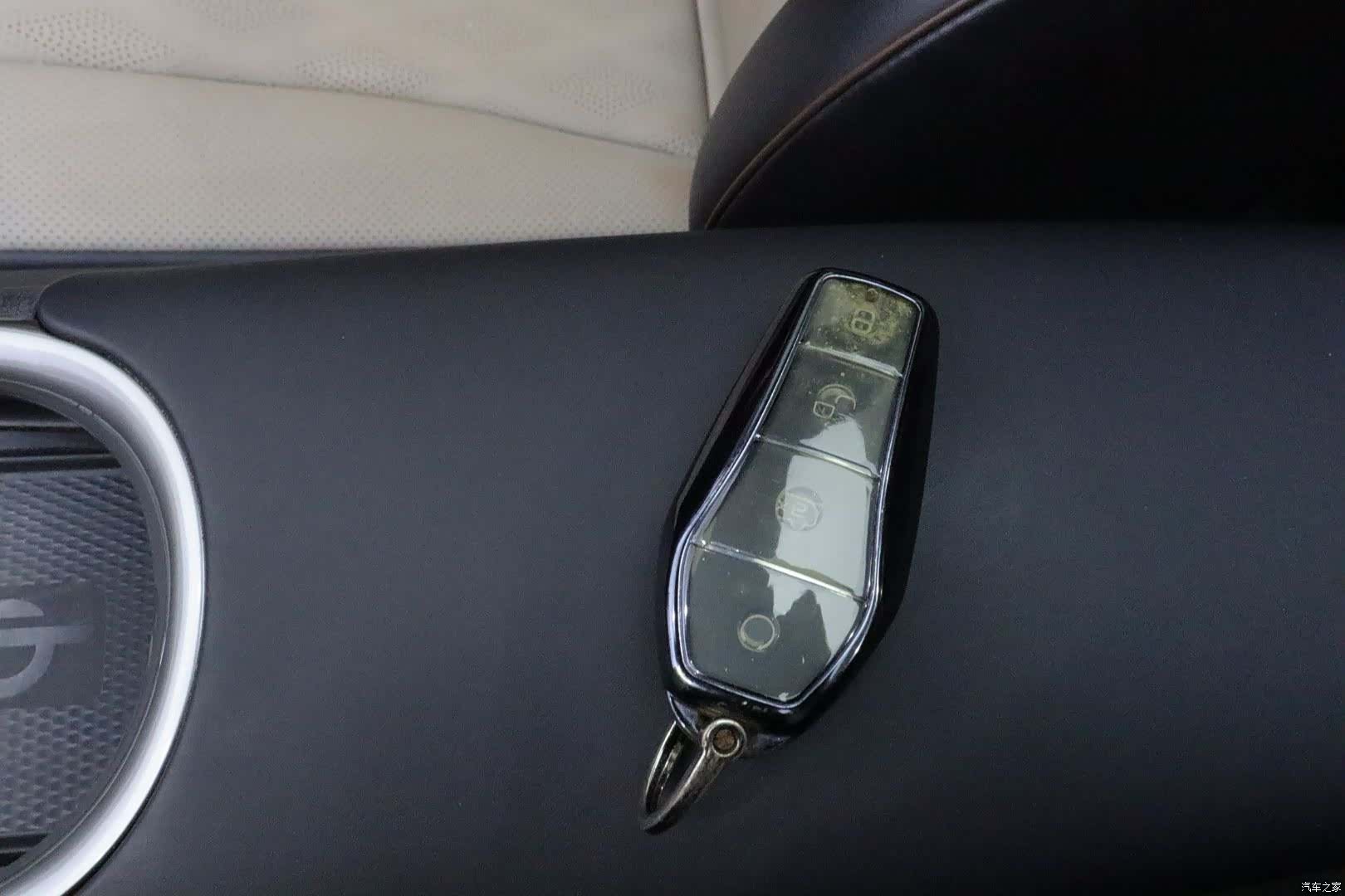 BYD Dolphin, 2023 19