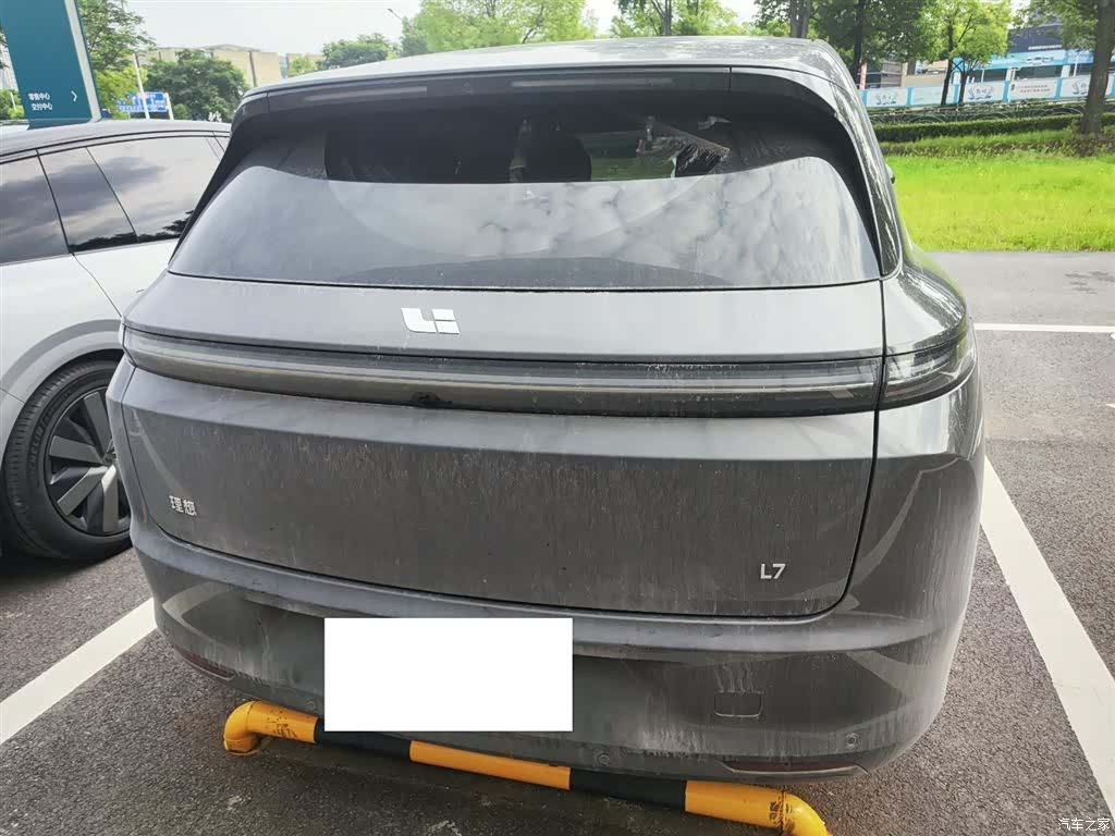 Li Auto L7, 2023 3