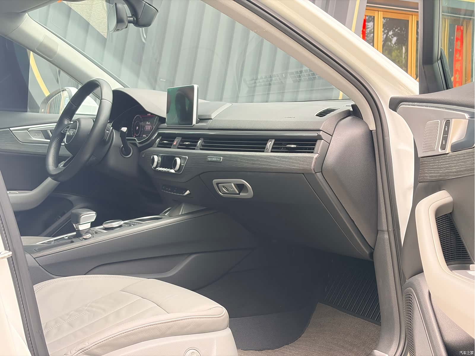 Audi A4L, 2016 6