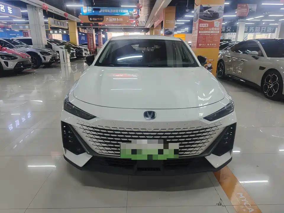 Changan UNI-V Smart iDD