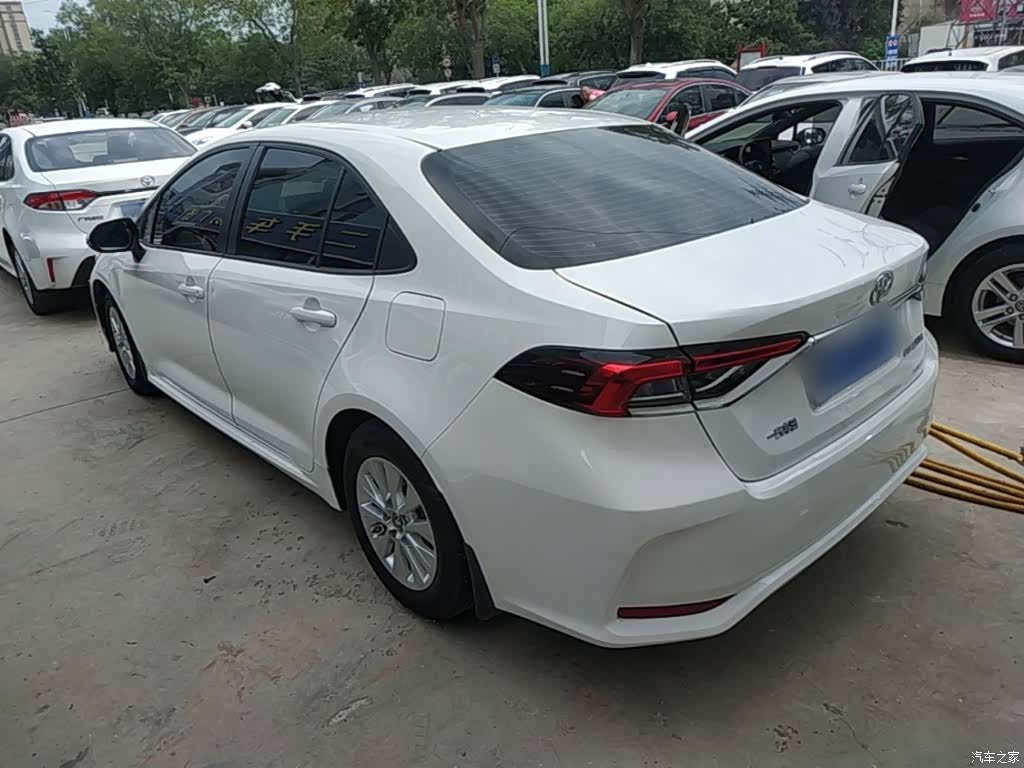 Toyota Corolla, 2021 все фото