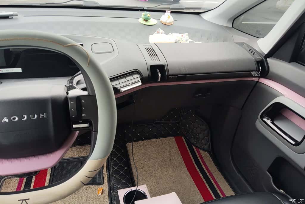 Wuling E300, 2020 13