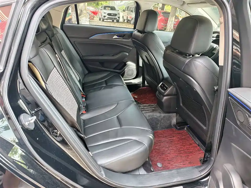 Hongqi H5 Hongqi H5