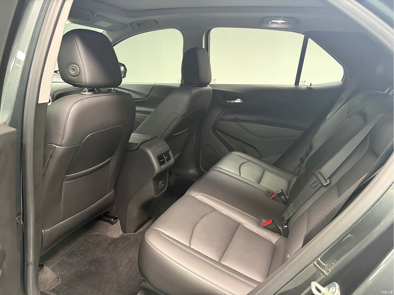 Chevrolet Equinox, 2018 12