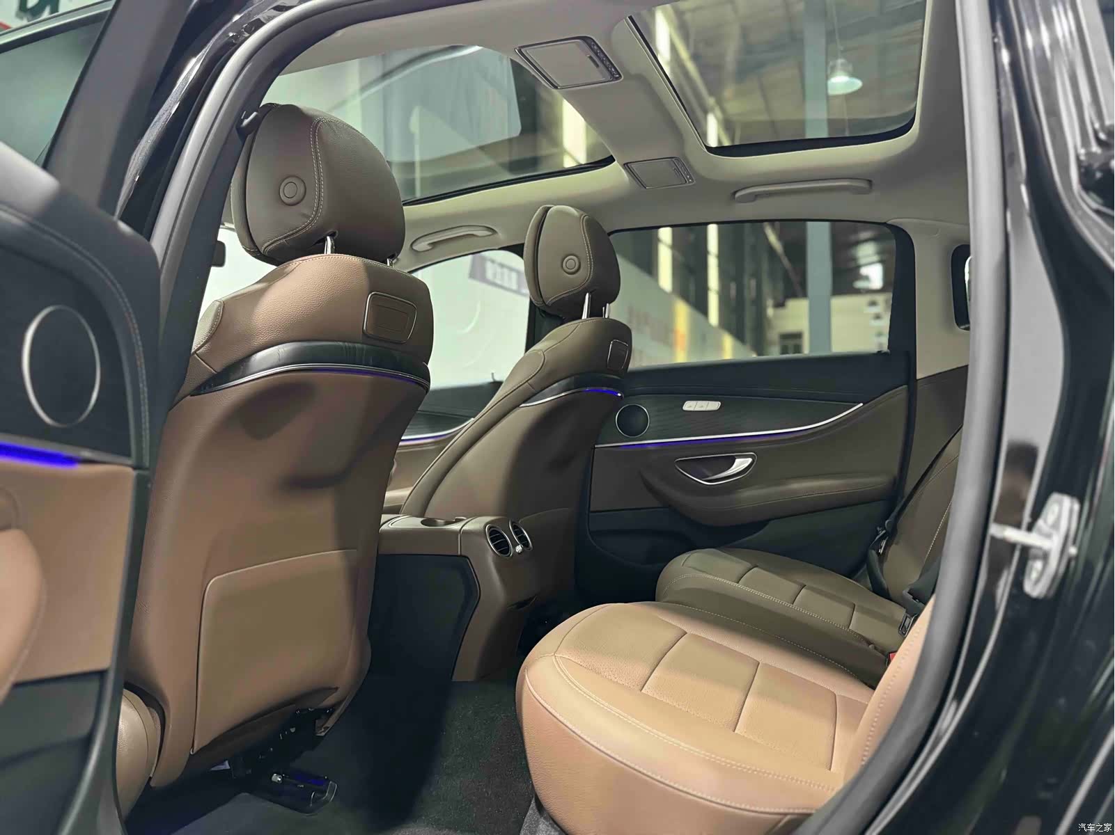 Mercedes-Benz E-Class, 2020 6