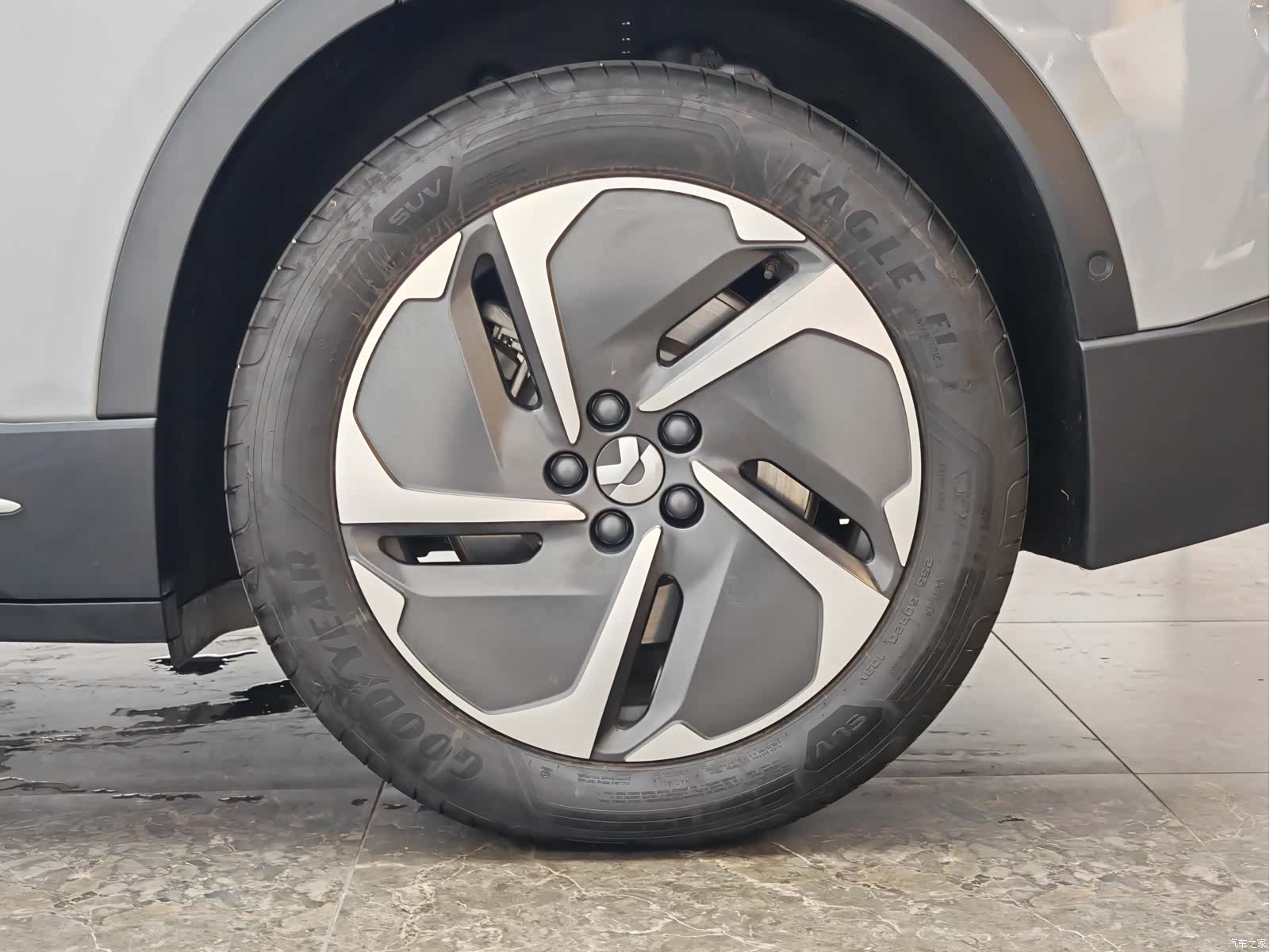 NIO ES6, 2025 9